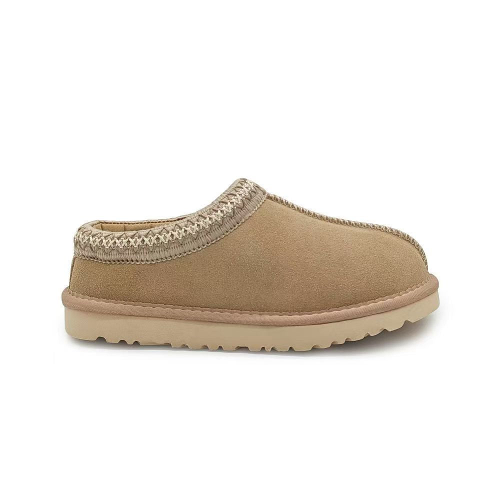 Furry Slip-On Woman Clogs - Fuzzy, Cozy, Open-Back Snow Boots.