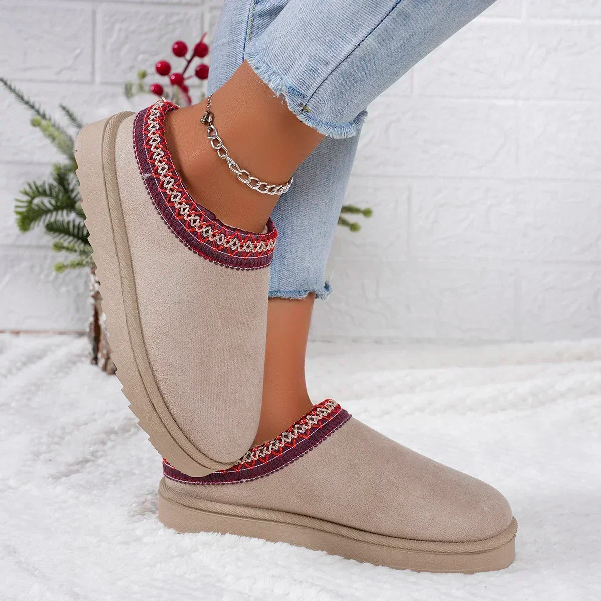 Snow Boots Women Winter New Cashmere Warm Thick Soles Without